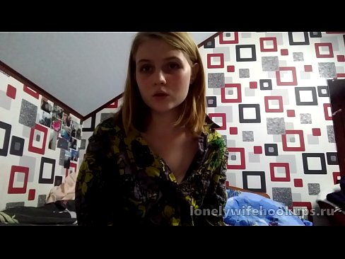 ❤️ 来自俄罗斯的年轻金发碧眼的学生喜欢更大的阴茎。 ❤️ Porn video️❤